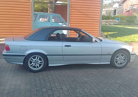 BMW 318i 318