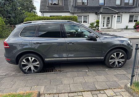 VW Touareg Volkswagen 3.0 V6 TDI Blue Motion DPF Automatik Edition X