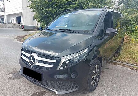Mercedes-Benz V 300 d 4MATIC LED+STHZG+DISTR+PANO+AHK+SOUND