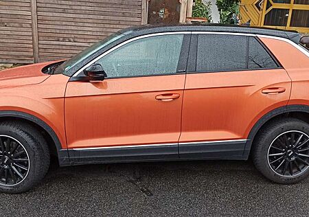 VW T-Roc Volkswagen 2.0 TDI SCR DSG IQ. AHK STANDH MARDERSCHUTZ