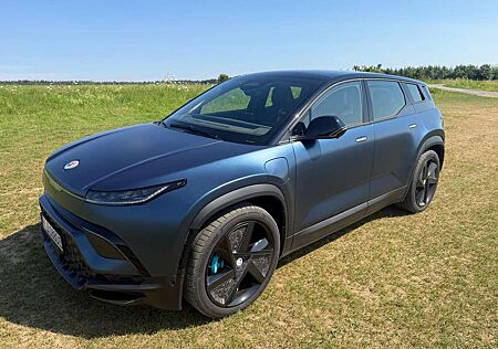 Fisker Ocean Ocean One AWD Vollausstattung matt blau Winterpaket