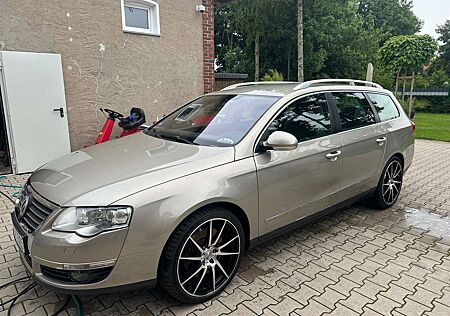 VW Passat Variant Volkswagen 3.2 V6 FSI 4Motion DSG Highline
