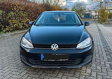 VW Golf Volkswagen 1.6 TDI BlueMotion Technology Comfortline