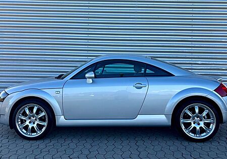 Audi TT 1.8 T Coupe Quattro Xenon BOSE Leder aus 2. Hand