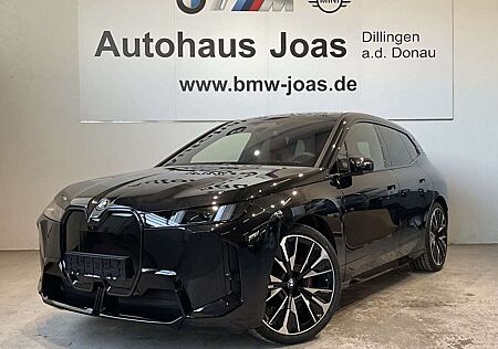 BMW iX xDrive60 AHK, Sitzbelüftung, Panorama Glasdach