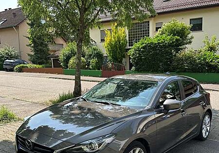 Mazda 3 SKYACTIV-D 150 Automatik Sports-Line