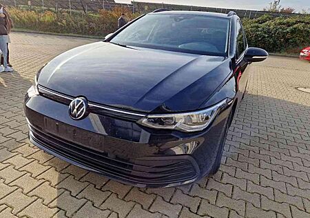 VW Golf Volkswagen VIII Variant Style 2.0 TDI DSG LED ErgoSitz