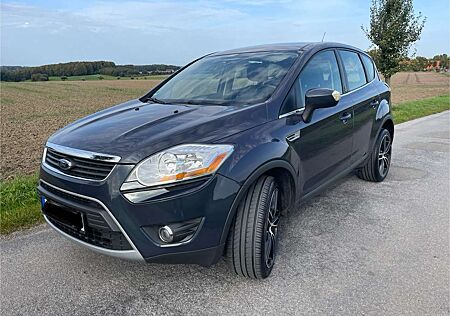 Ford Kuga Champions Edition AHK 8fach bereift (Alufelgen)