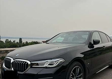 BMW 545 e xDrive M Sport