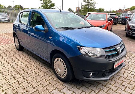 Dacia Sandero II Laureate/Zahnriemen gewechselt/1 Hand