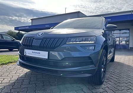 Skoda Karoq gebraucht kaufen Skoda Karoq 1,5 TSI Sportline AHK LED NAVI APP WINTERPAKET