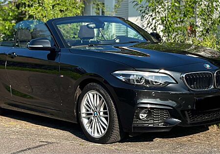 BMW 220i 220 Cabrio Aut. M Sport