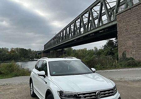 VW Tiguan Volkswagen 2.0 TDI 190PS R-LINE TÜV-INSP.-ZAHNR. NEU DSG 4M