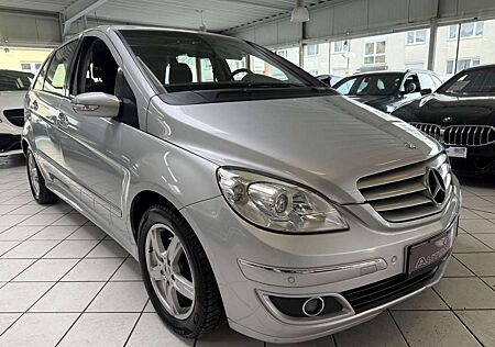 Mercedes-Benz B 200 B -Klasse PANORAMA NAVI PDC SHZ