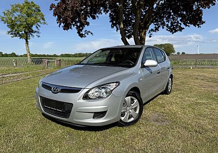 Hyundai i30 1.4 aus 1. Hand & Scheckheftgepflegt