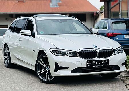BMW 320 Touring e Advantage PANO DAB HIFI