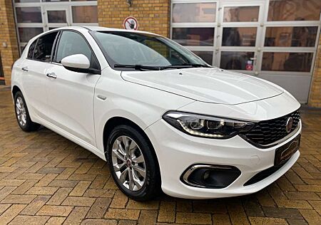 Fiat Tipo Lounge 1.4 Tempomat LED Navi SHZ Kamera DAB