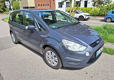 Ford S-Max 2.0 TDCi DPFTitanium