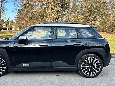 MINI Aceman SE Classic Trim, 400km Reichweite, zweifarbig
