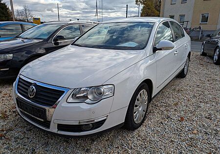 VW Passat Volkswagen Diesel 2.0 TDI DPF DSG Comfortline