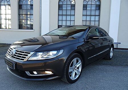 VW Passat CC Volkswagen - Top Ausstattung