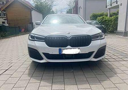 BMW 530d 530 xDrive M Paket voll