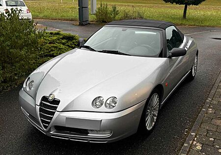 Alfa Romeo Spider 2.0 JTS 16V Medio