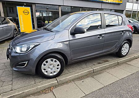 Hyundai i20 Ganzjahresreifen Klima +GARANTIE+