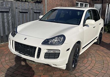 Porsche Cayenne GTS 4.8 V8 Japan Import Leder/Alcantara 21 Zoll