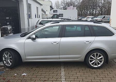 Skoda Octavia Combi 2.0 TDI (Green tec) DSG Style
