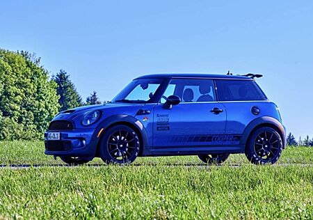 Mini Cooper S Klima,Sitzheizung,Xenon,Spoiler,Sportsitz,carbon