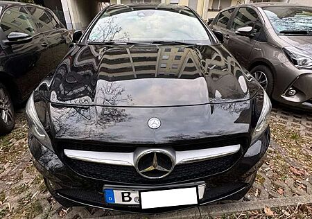 Mercedes-Benz CLA 200 (117.343)