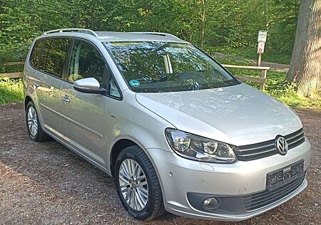 VW Touran Volkswagen 1.6 TDI DPF Cup