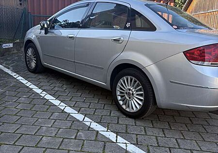 Fiat Linea 1.3 Multijet 16V Active