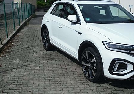 VW T-Roc Volkswagen 1.5 TSI OPF DSG R-Line, Pano, Totwinkel,