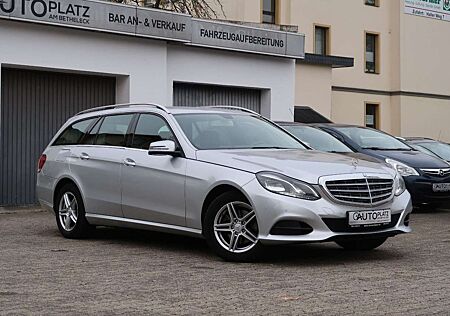 Mercedes-Benz E 220 T BlueEfficiency *AUTOM. *LEDER *NAVI