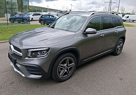 Mercedes-Benz GLB 200 AMG 7 Sitze*Distr*AHK*Pano*HUD*MULTIBEAM