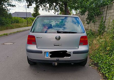 VW Golf Volkswagen IV 1.6