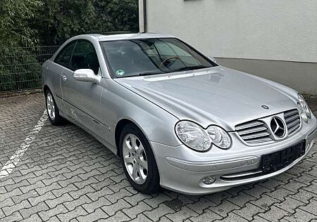 Mercedes-Benz CLK 200 Coupe Kompressor Elegance