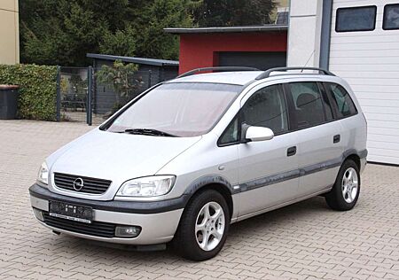 Opel Zafira 1.8 16V Selection Executive