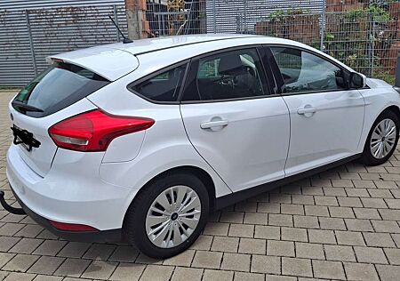Ford Focus 1.6 TI-VCT Trend
