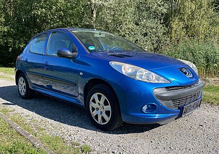 Peugeot 206 + Basis 1.4l 5Trg. Klima Tüv=09/2026 2.Hand