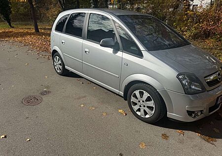 Opel Meriva 1.6 16V Easytronic Innovation 110 Jahre