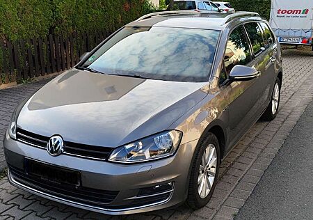 VW Golf Volkswagen 1.6 TDI BlueMotion Technology Lounge