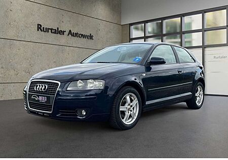 Audi A3 1.6 FSI Attraction *KLIMAAUT*SHZ*ALLWET.*TÜV*