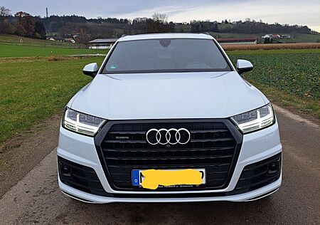 Audi Q7 AudiQ7 3.0 TDI Quadro 3xS-Line,7 sitzer, Umfalfrei