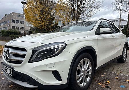 Mercedes-Benz GLA 220 GLA CDI / d 4Matic