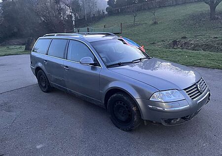 VW Passat Variant Volkswagen 2.8 V6 4Motion Exclusive LPG