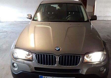 BMW X3 3.0si Aut.
