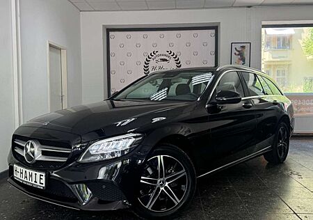 Mercedes-Benz C 200 T-MODELL AUTO NAVI CAM LEDER T-WINKEL 8-F
